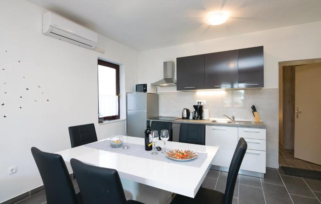 Apartments Dević Sukošan Zewnętrze zdjęcie