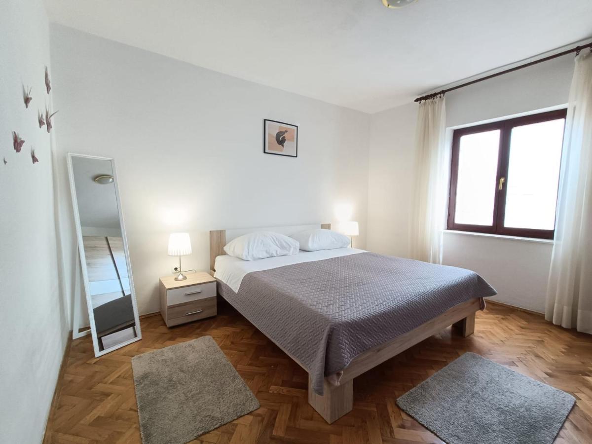 Apartments Dević Sukošan Zewnętrze zdjęcie